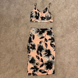 Skirt/top matching set